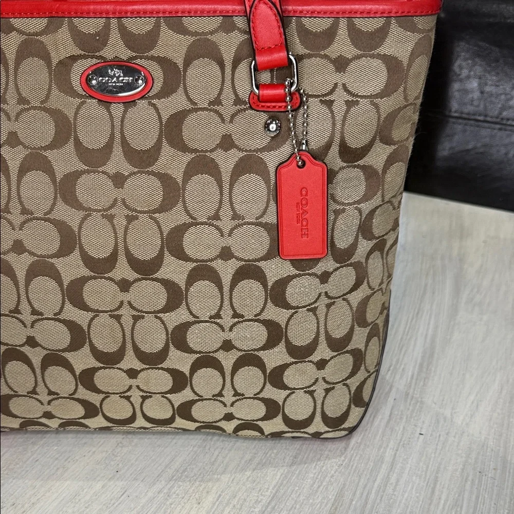 Coach Brown and Red Signature Shoulder Tote Bag-EUC